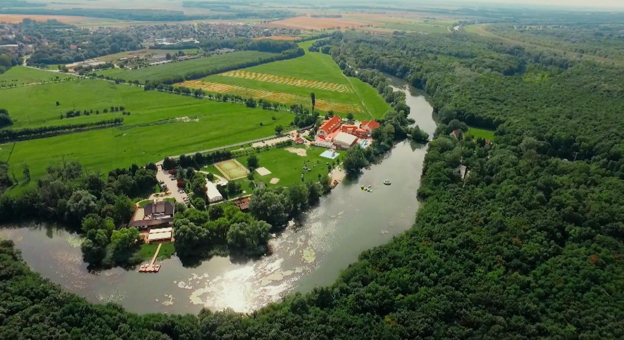 Sári Csárda Panzió Dunakiliti