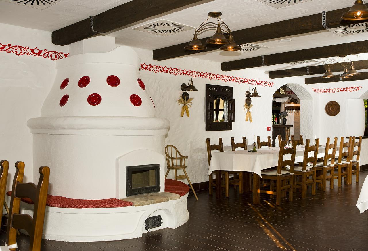 Bed and breakfast Sári Csárda Panzió